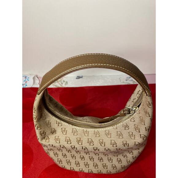 Dooney & Bourke Tan Brown Logo Print Mini Bucket Bag Purse 6x8 in Zipper fob EUC - Picture 4 of 15